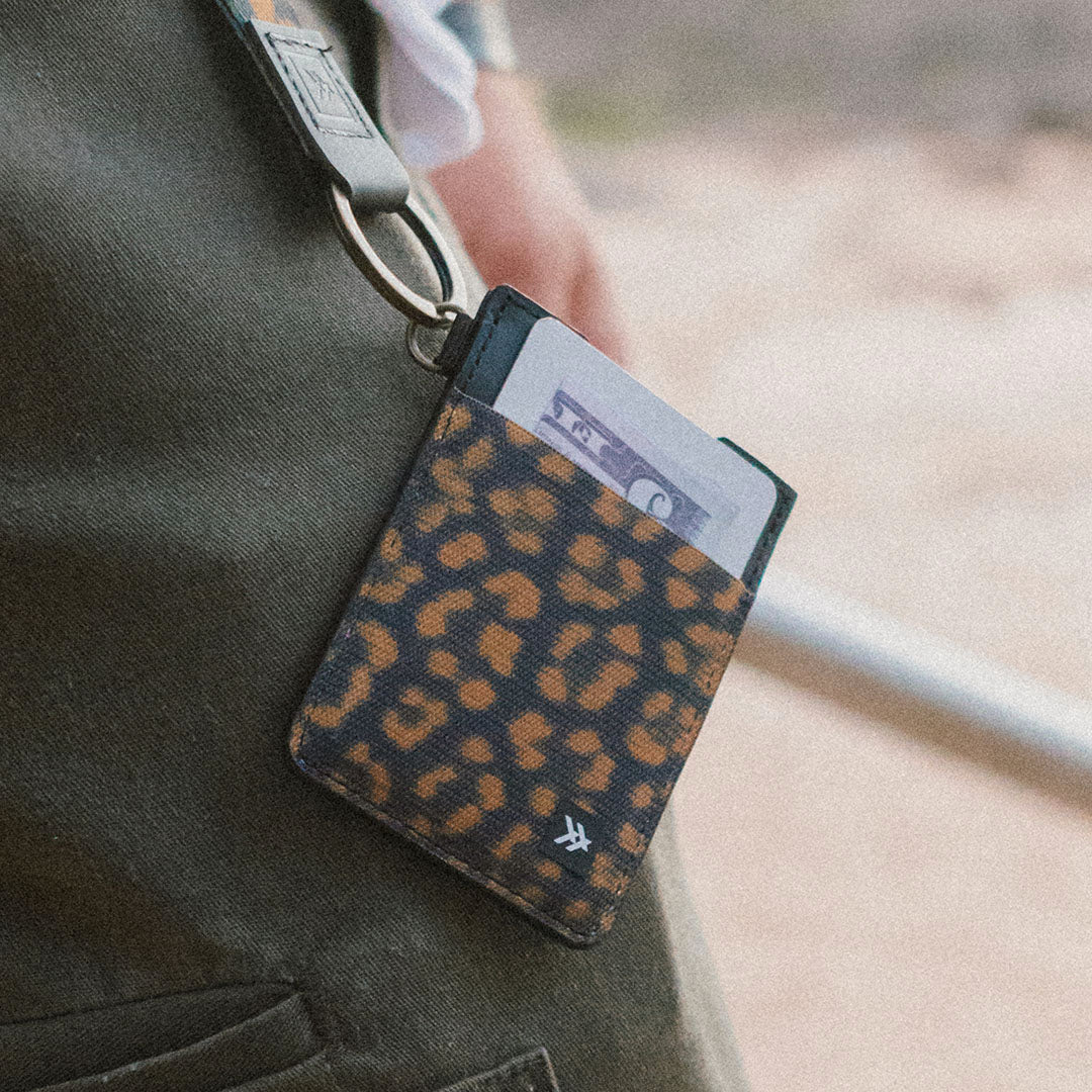 Vertical Leather Wallet - Hendrix - Thread®