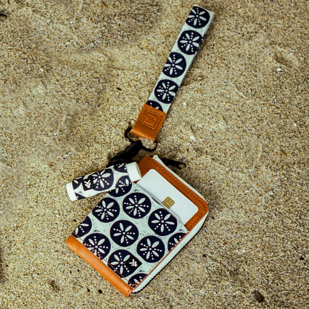 Chapstick Holder Keychain - Sand Dollar Black - Thread®