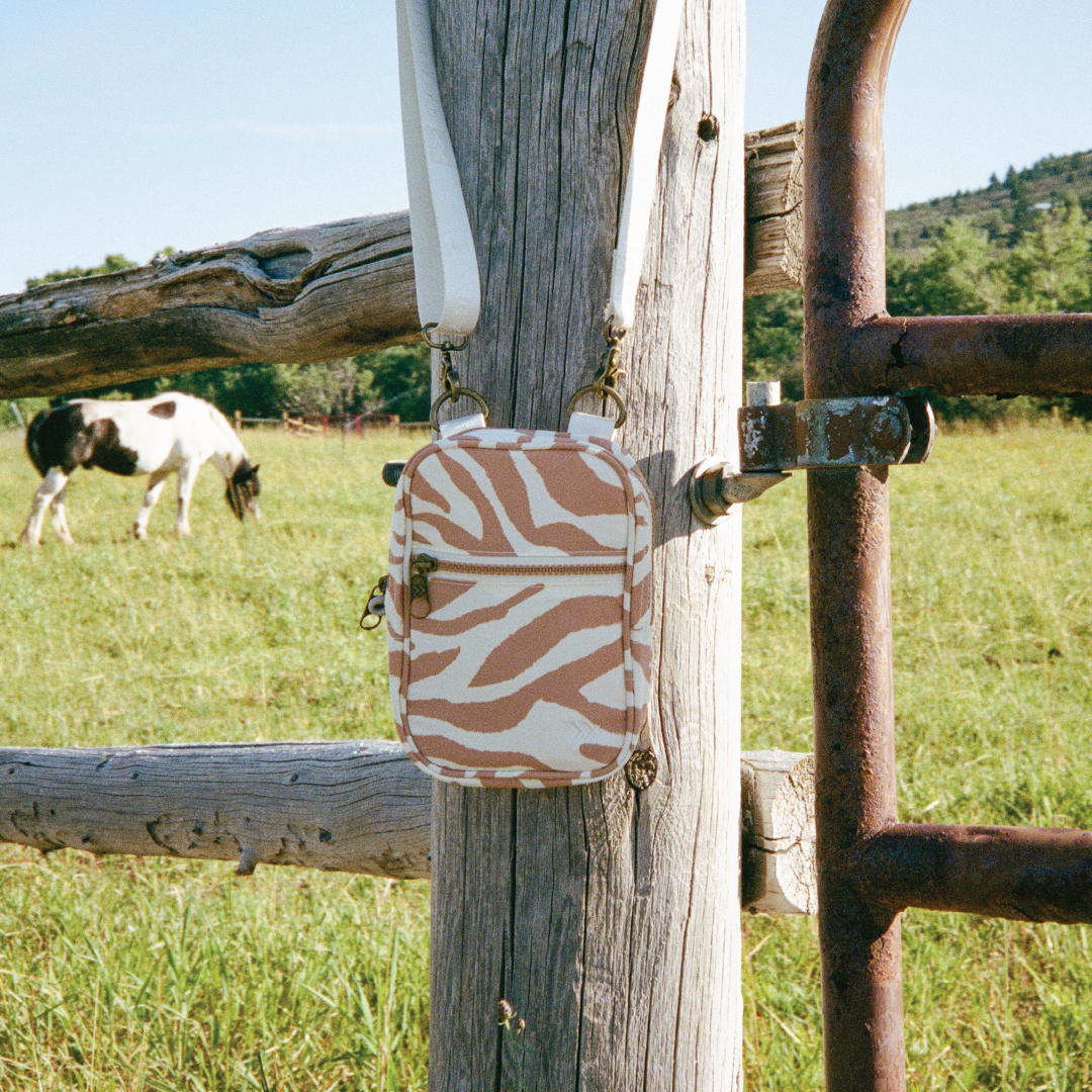 Crossbody Bag - Mozi - Thread®