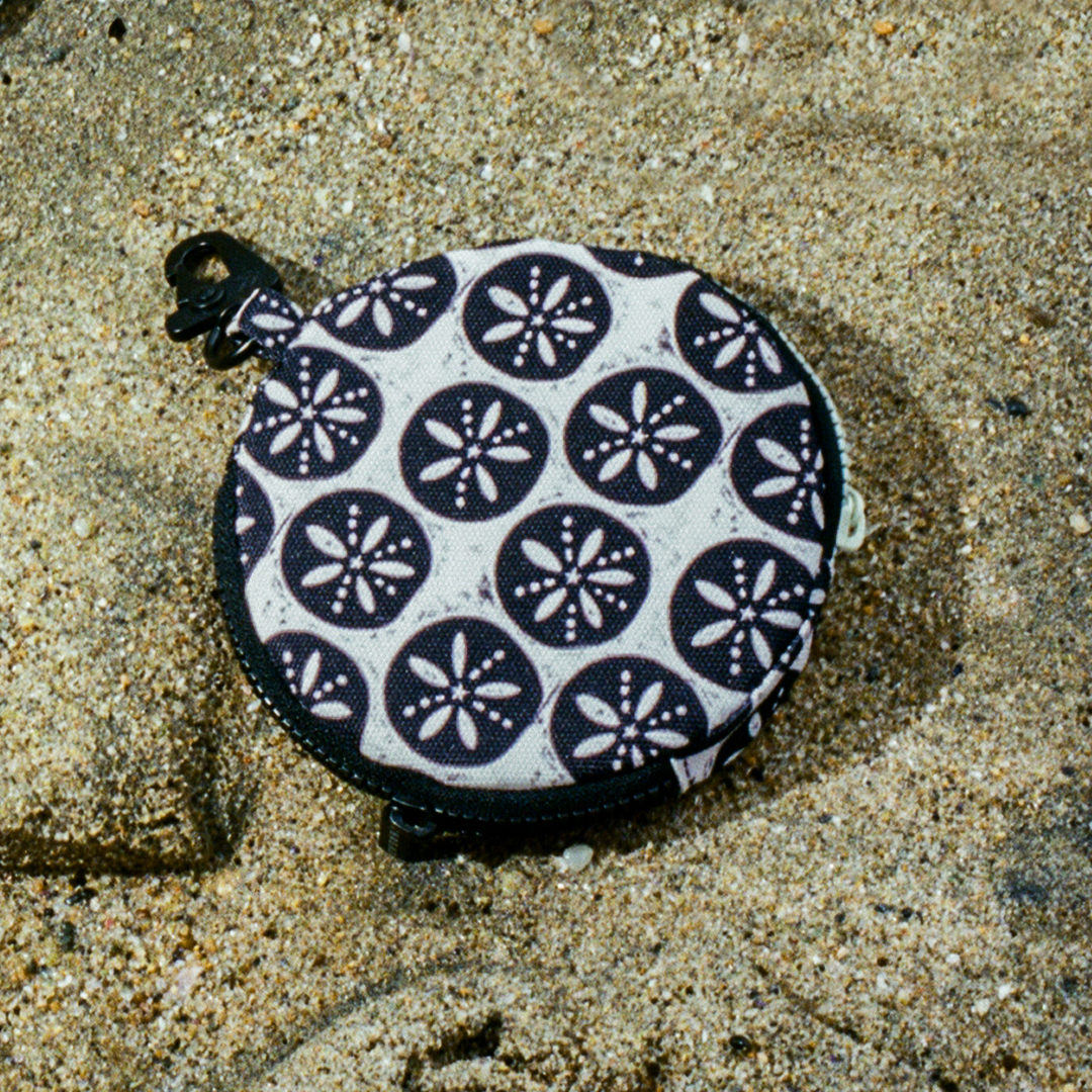 Sidekick Coin Purse - Sand Dollar Black - Thread®
