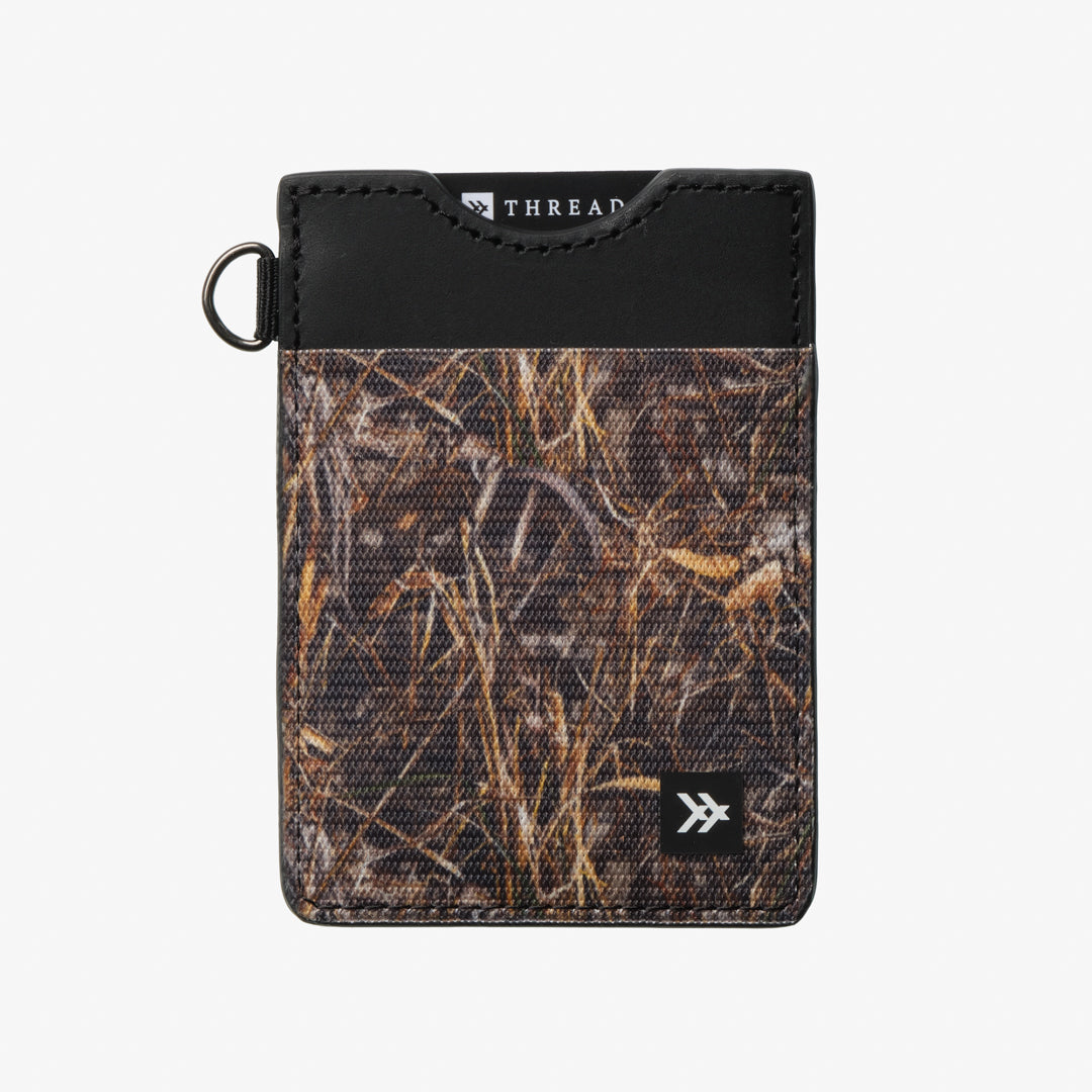 Vertical Leather Wallet - Realtree Max - Thread®