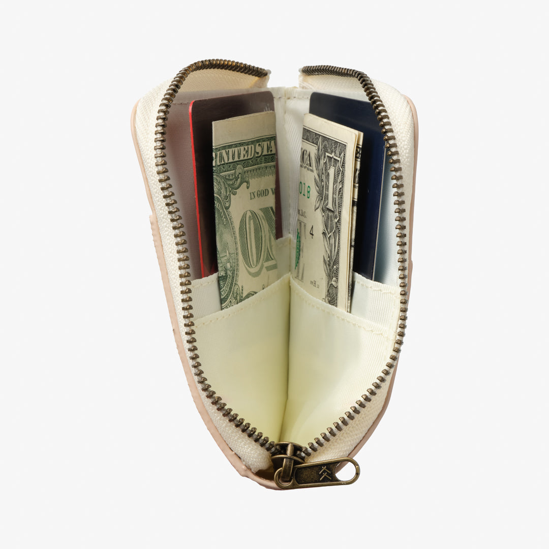 Leather Zip Wallet - Realtree Advantage - Thread®