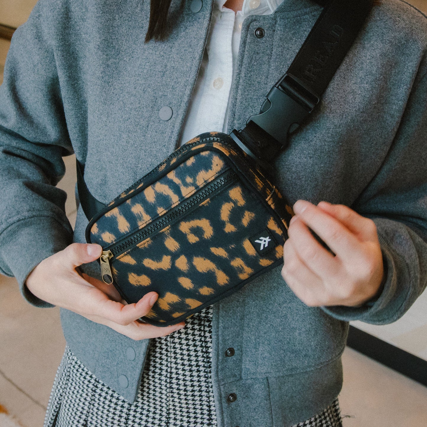Belt Bag (Fanny Pack) - Hendrix - Thread®