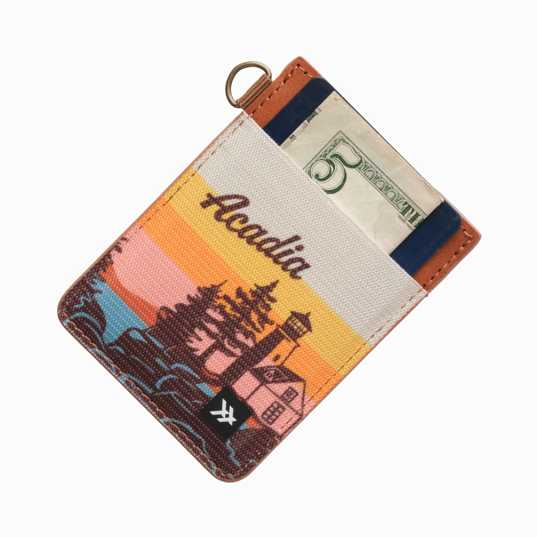 Vertical Leather Wallet - Acadia - Thread®