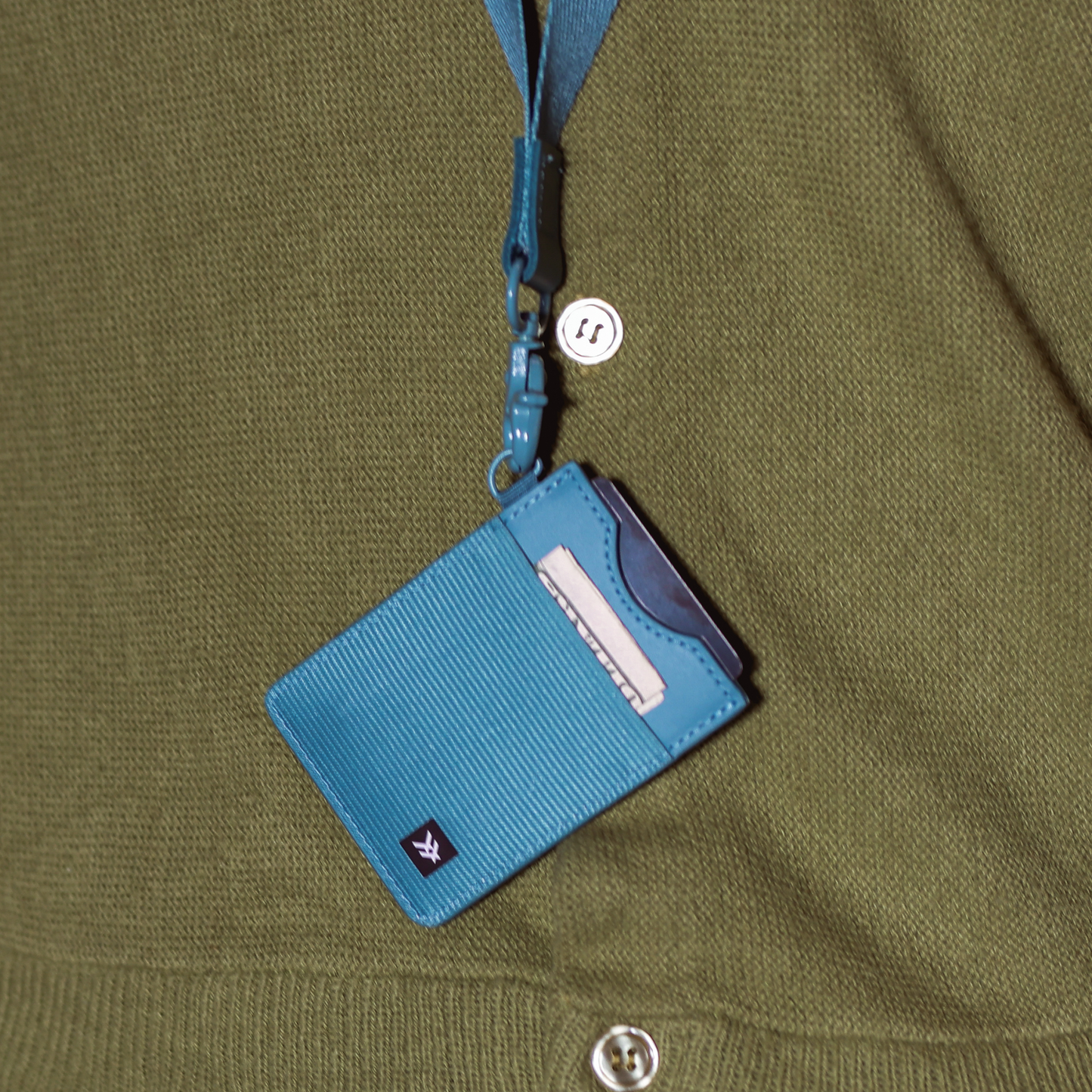 Vertical Leather Wallet - Surf Blue - Thread®