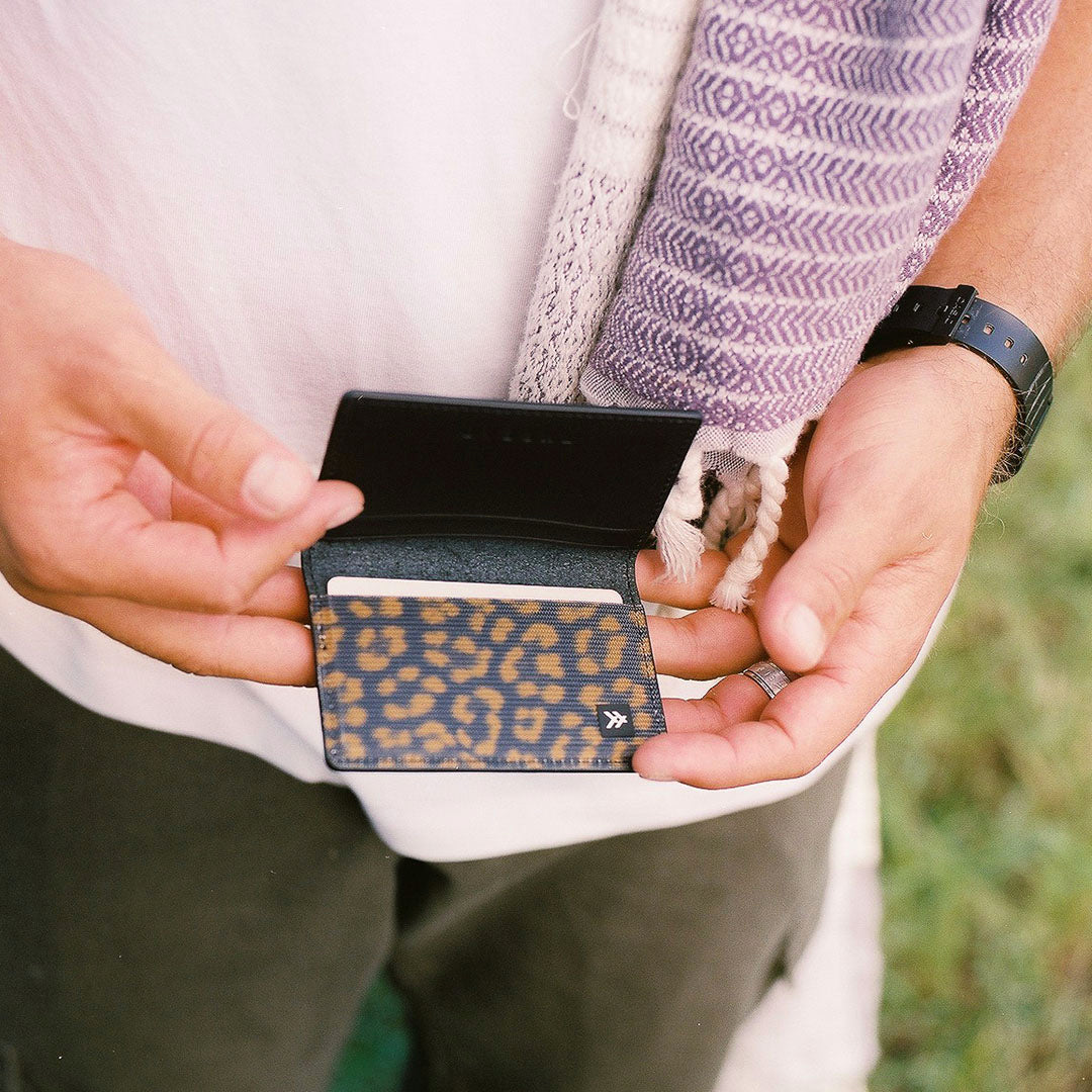 Leather Bifold Wallet - Hendrix - Thread®