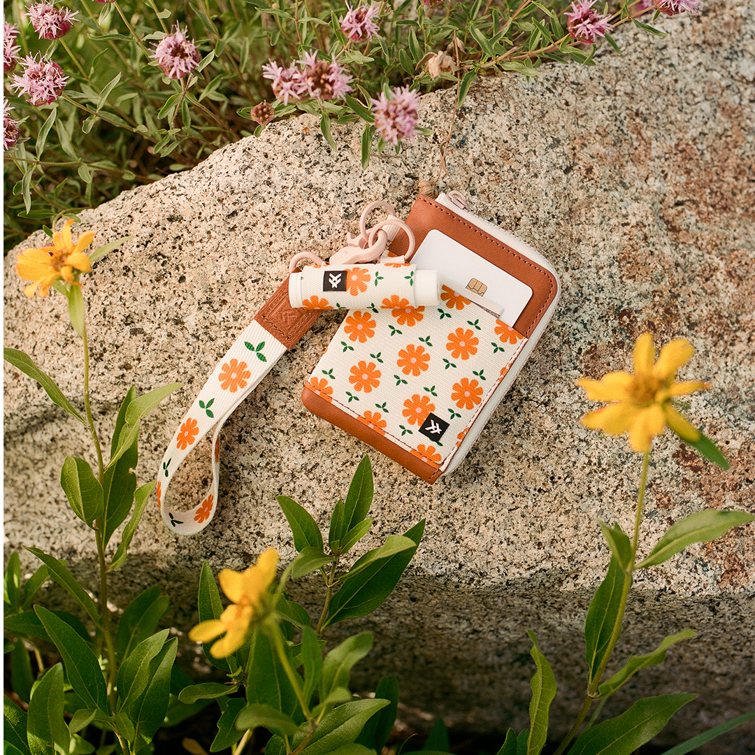Leather Zip Wallet - Daisy - Thread®