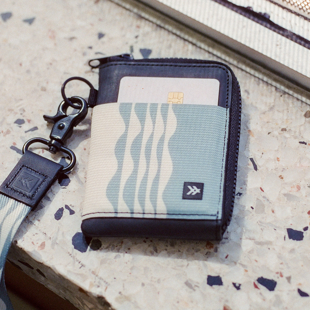 Leather Zip Wallet - Wavy - Thread®