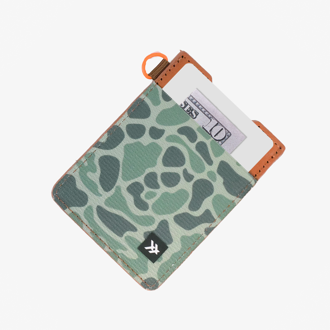 Vertical Leather Wallet - Clayton - Thread®