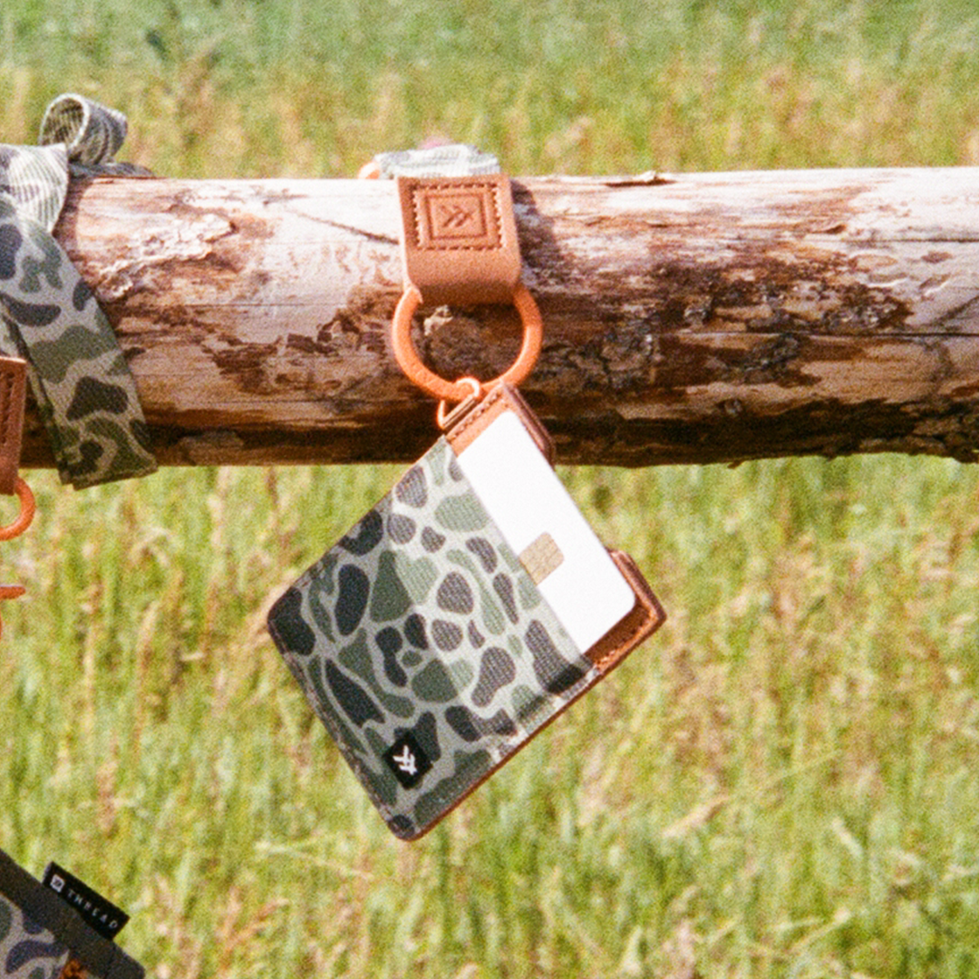 Vertical Leather Wallet - Clayton - Thread®